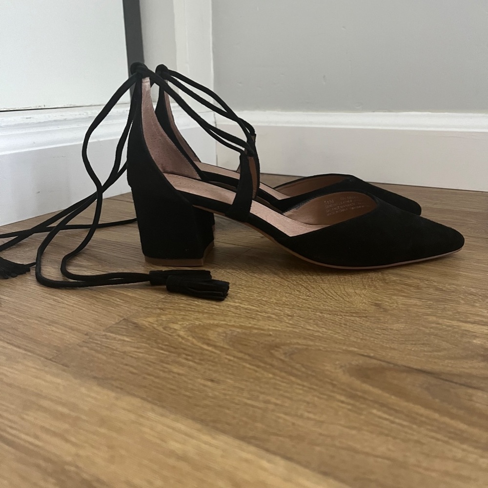 Halogen Block Heel Ankle Wrap Pointed Toe Black - image 2